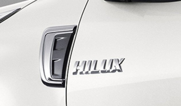 Embellecedor Cromado Guardabarros (Hilux)