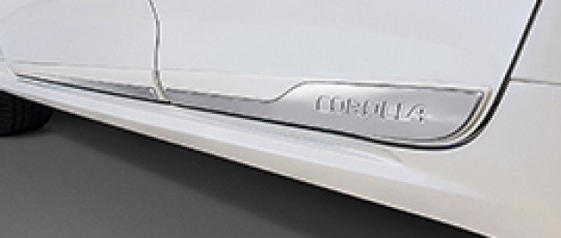 Moldura exterior baja (Corolla 2020)