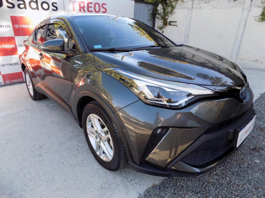 TOYOTA CH-R