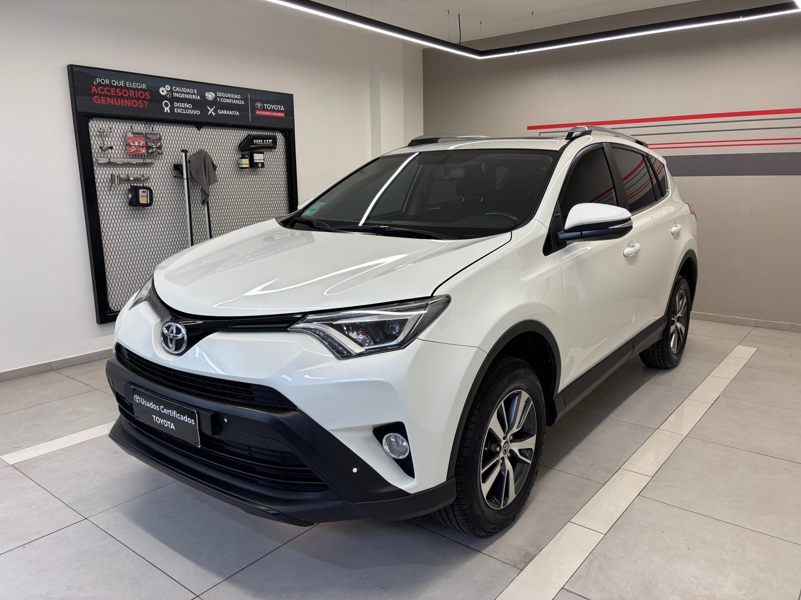 TOYOTA RAV4 2.5 4X4 VX 2018