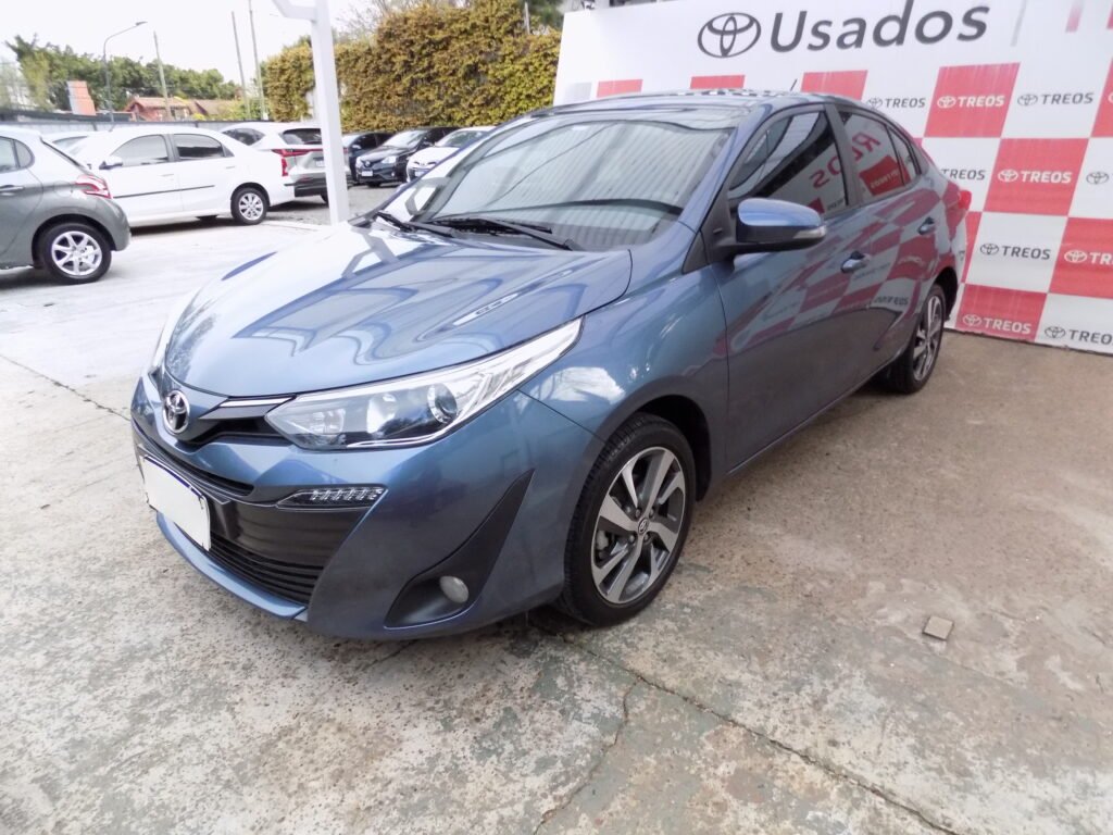 Toyota Yaris XLS CVT PACK 2021