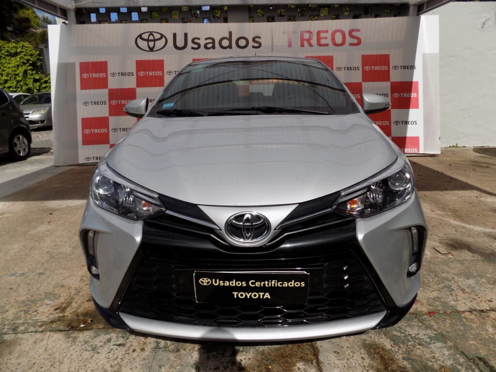 Toyota Yaris XLS 2024