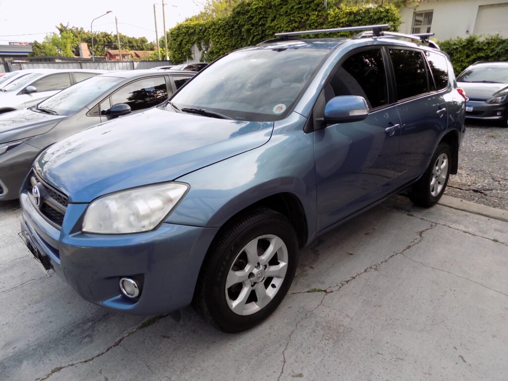 TOYOTA RAV-4 2013